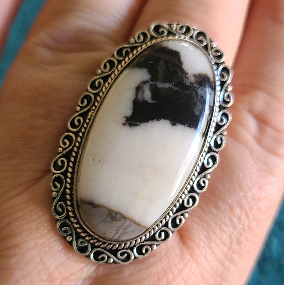 Black And White Jasper Gemstone Ring - Picture 2 of 6